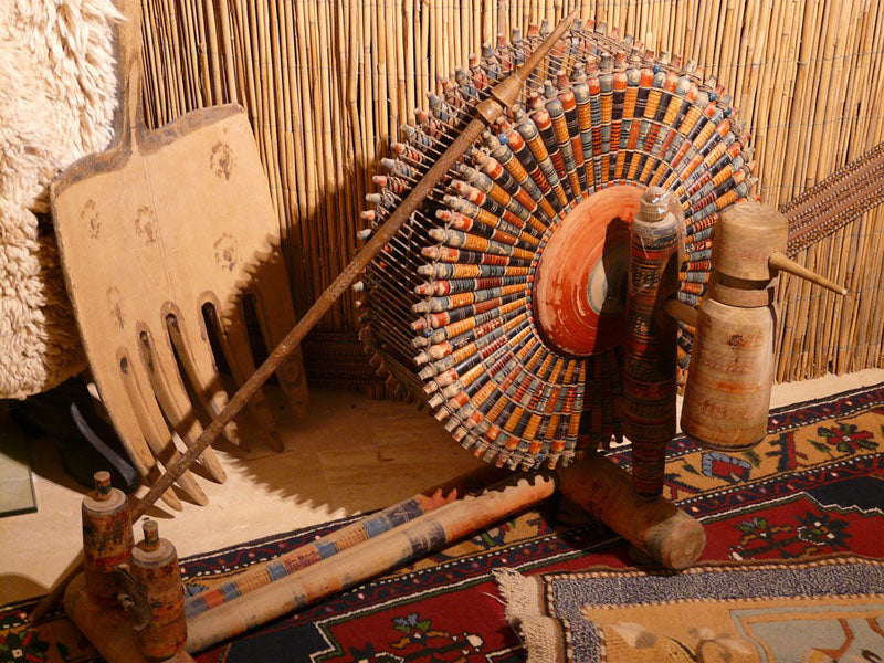 How to Choose the Appropriate Herati Rug to Modify Your Home