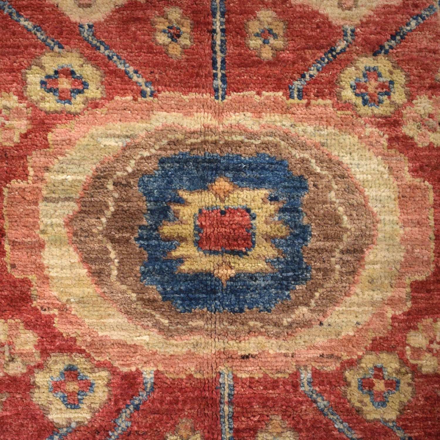 Heriz Area Rug Handmade Red Medallion 4x6 ft
