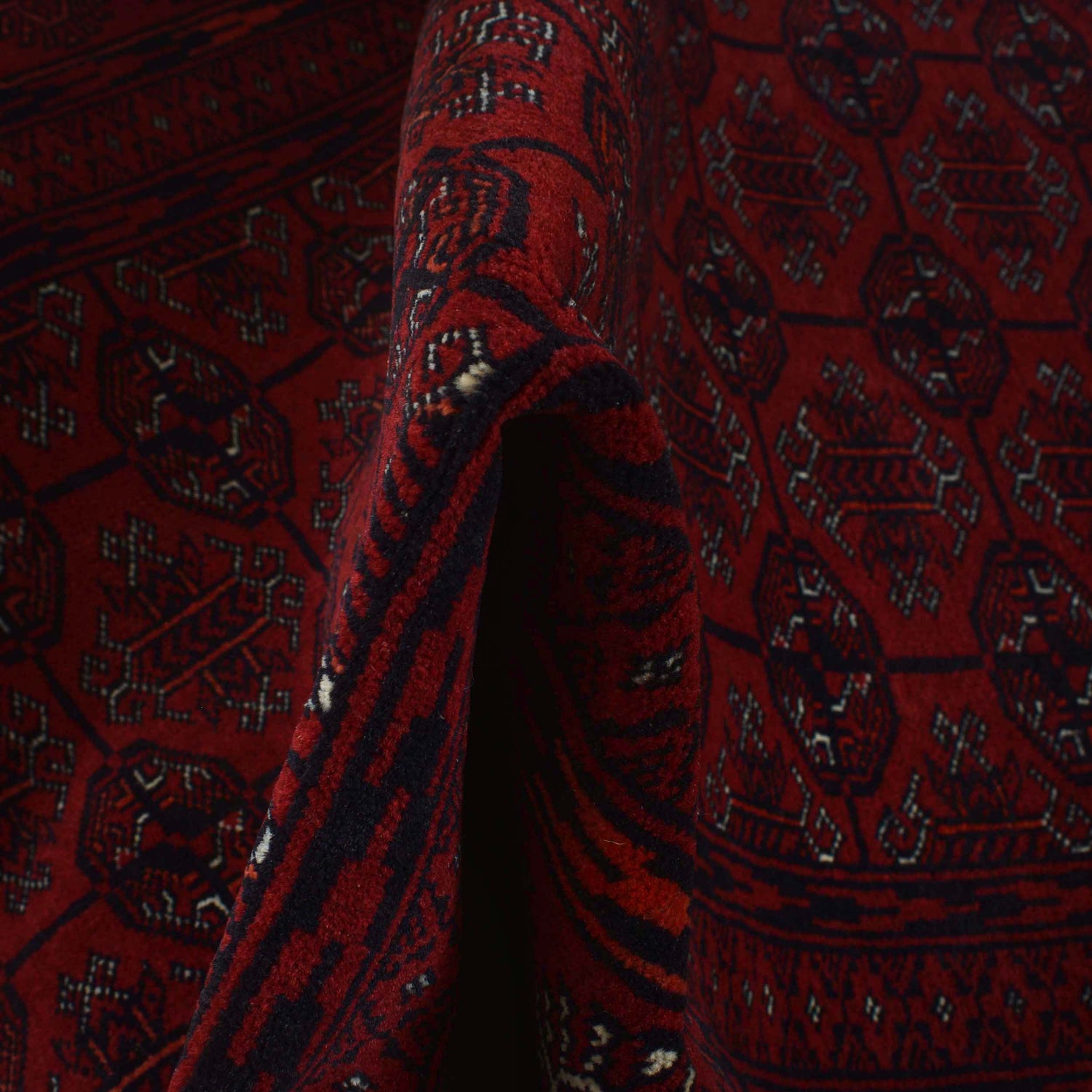 Bokhara Rug Handmade Vibrant Red Medallion 4x6 ft