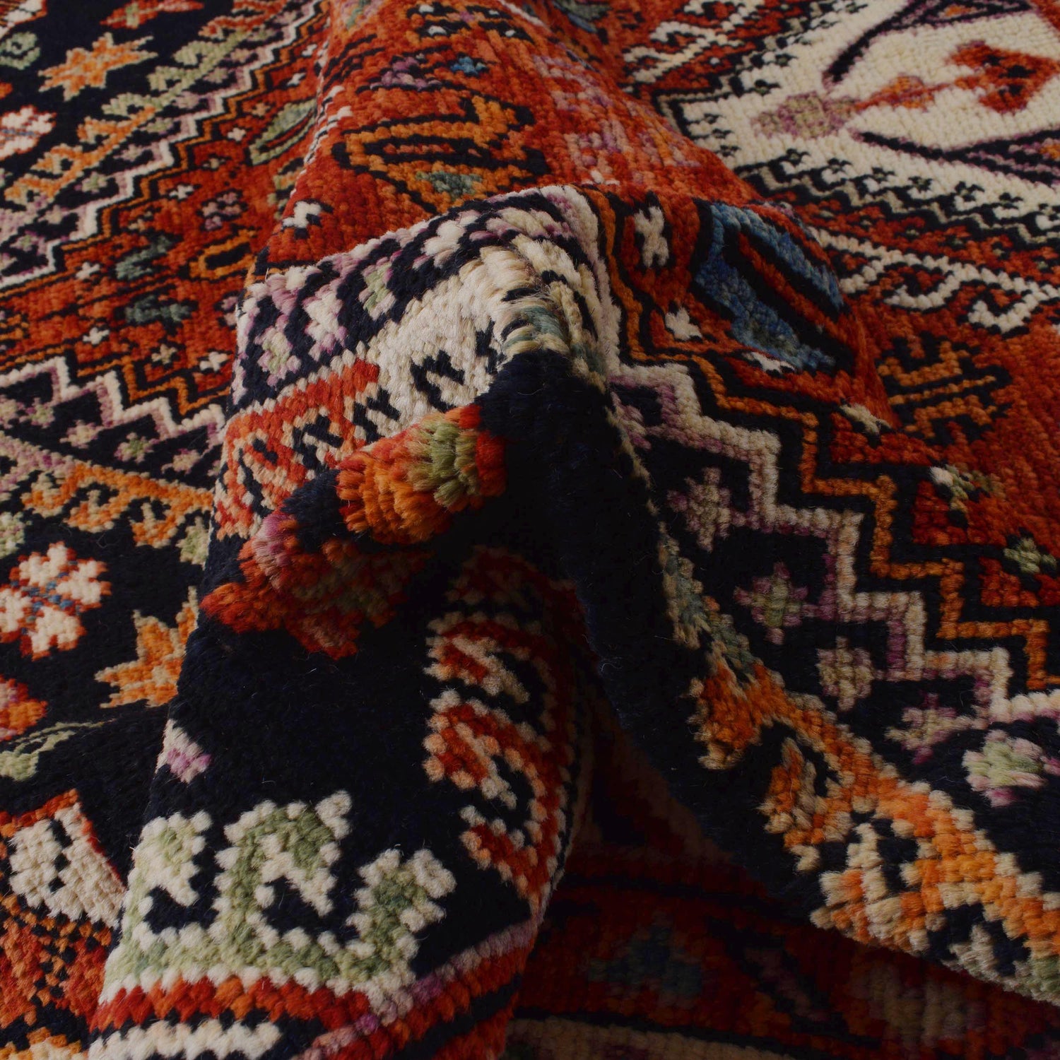Shirazi Area Rug Handmade Red Medallion 5x8 ft