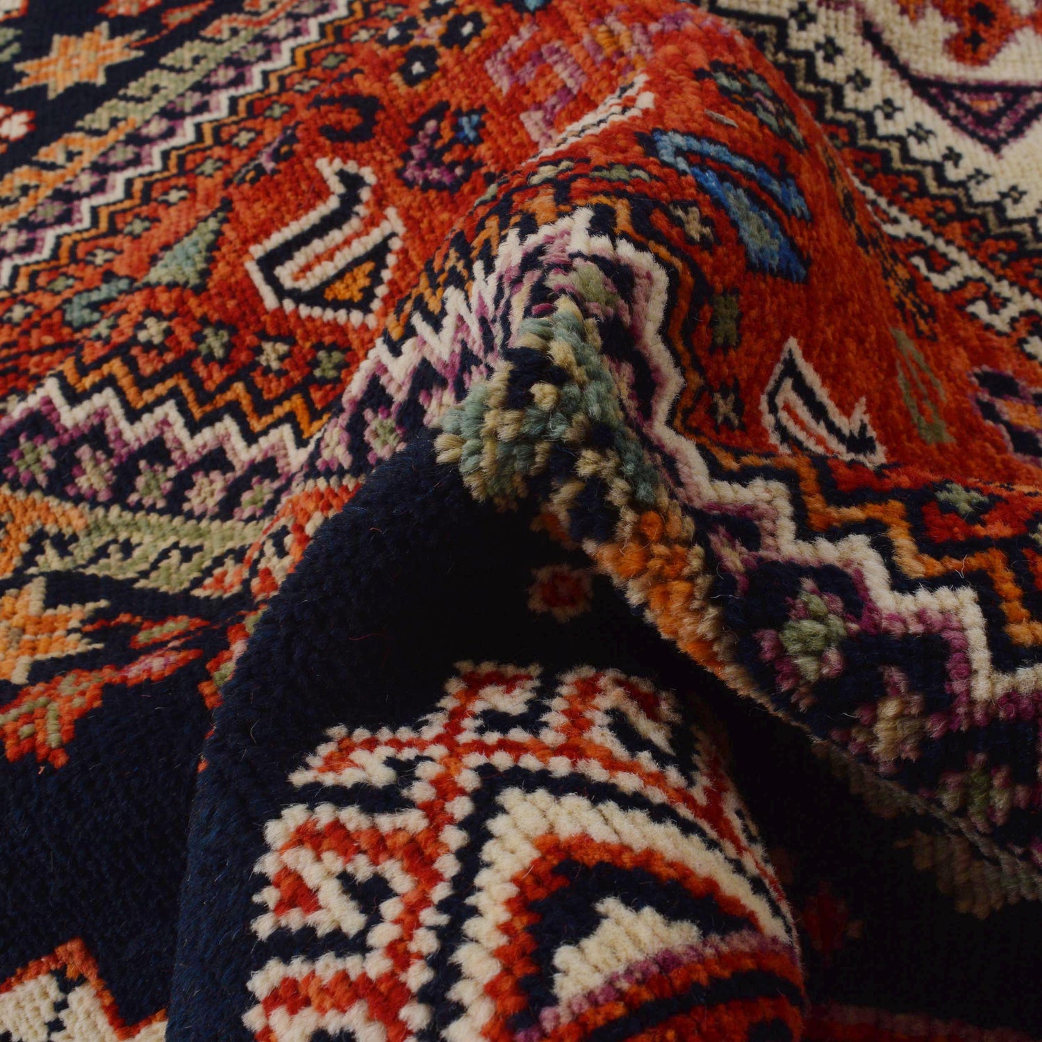 Shirazi Area Rug Handmade Red Medallion 5x8 ft