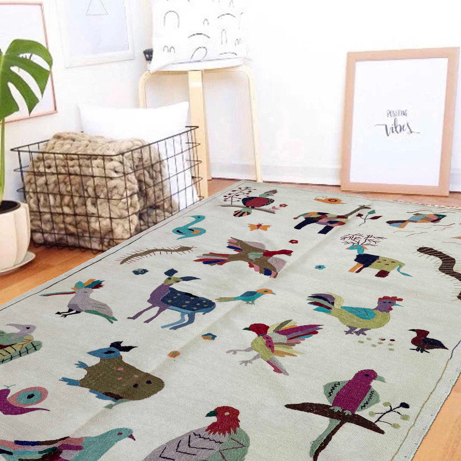 Embroidery Kilim Area Rug Handmade Beige Animal 4x6 ft