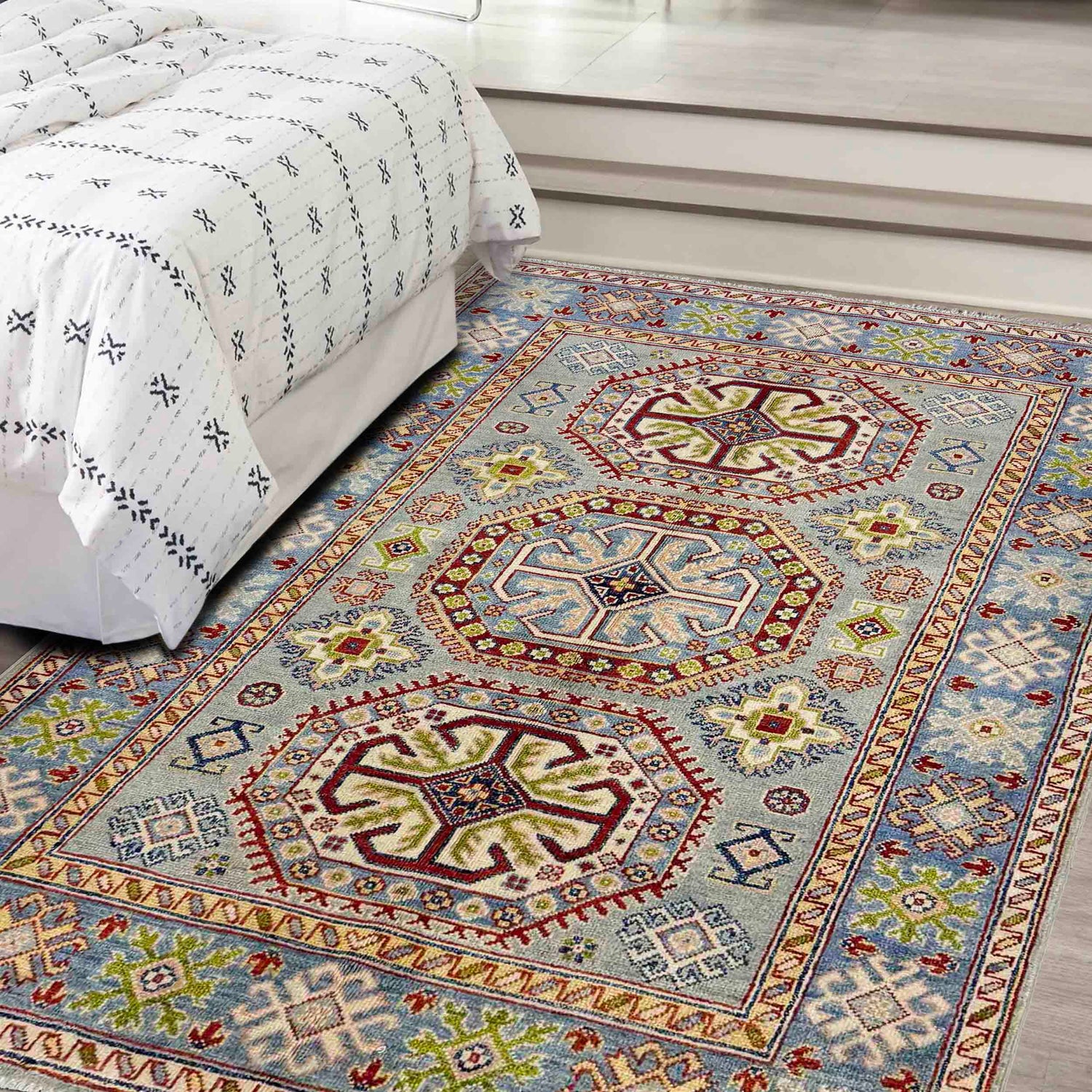 Kazak Rug Handmade Gray Medallion 4x6 ft
