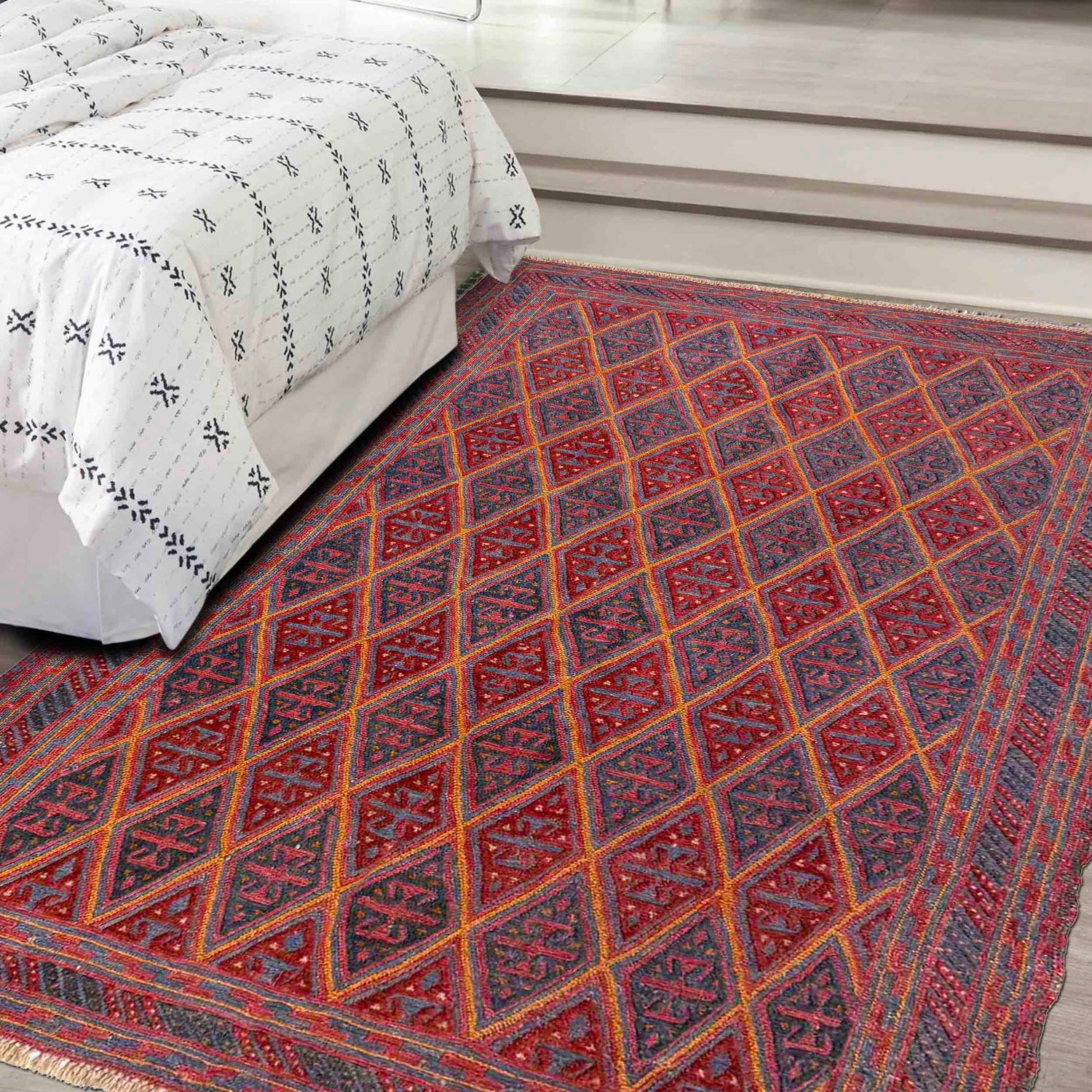 Handmade Mushwani Carpet – 4' 10" x 6' 0" ft (147 x 184 cm) | SKU: R39739