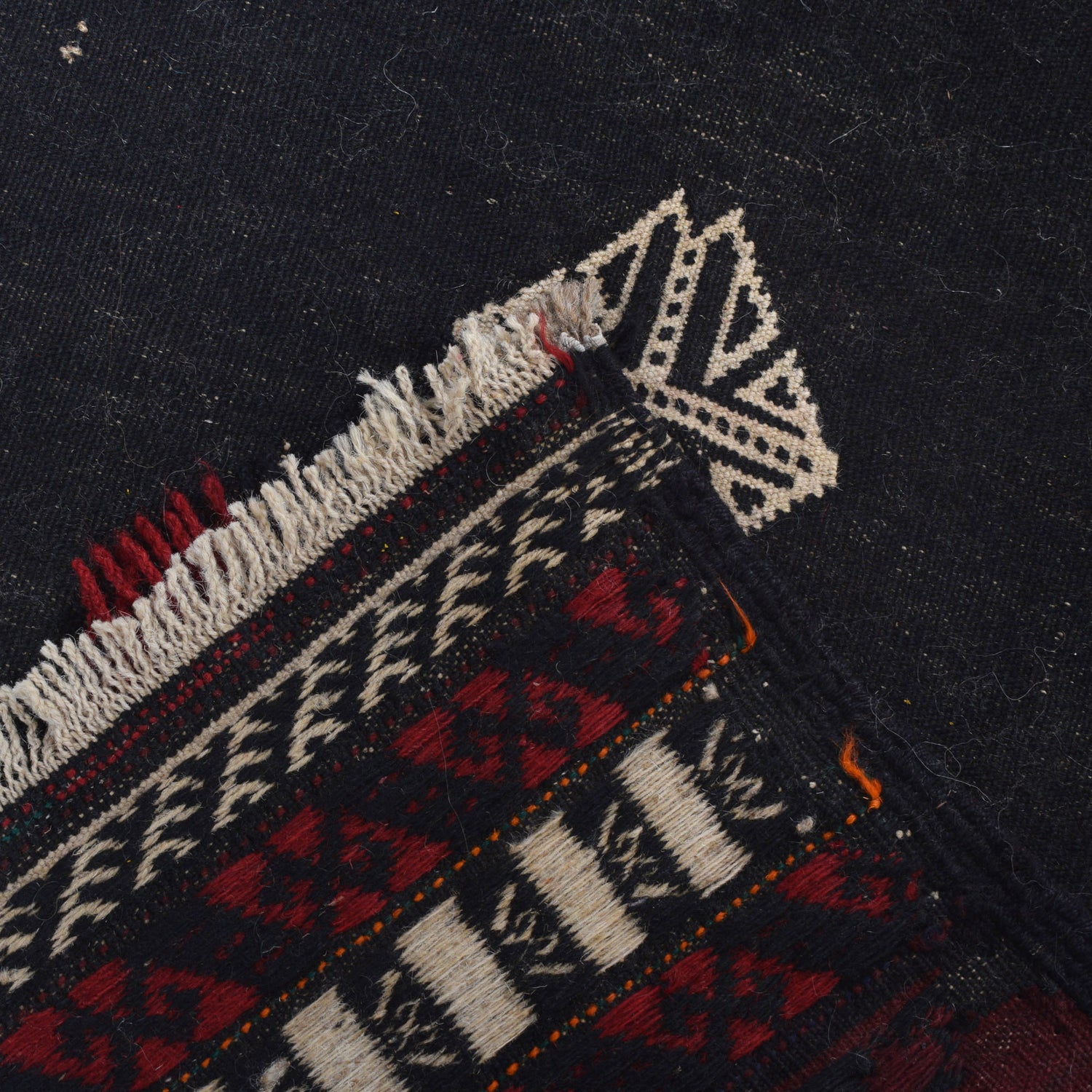 Table Sheet Runner Rug Handmade Black Curvilinear 4' Runner