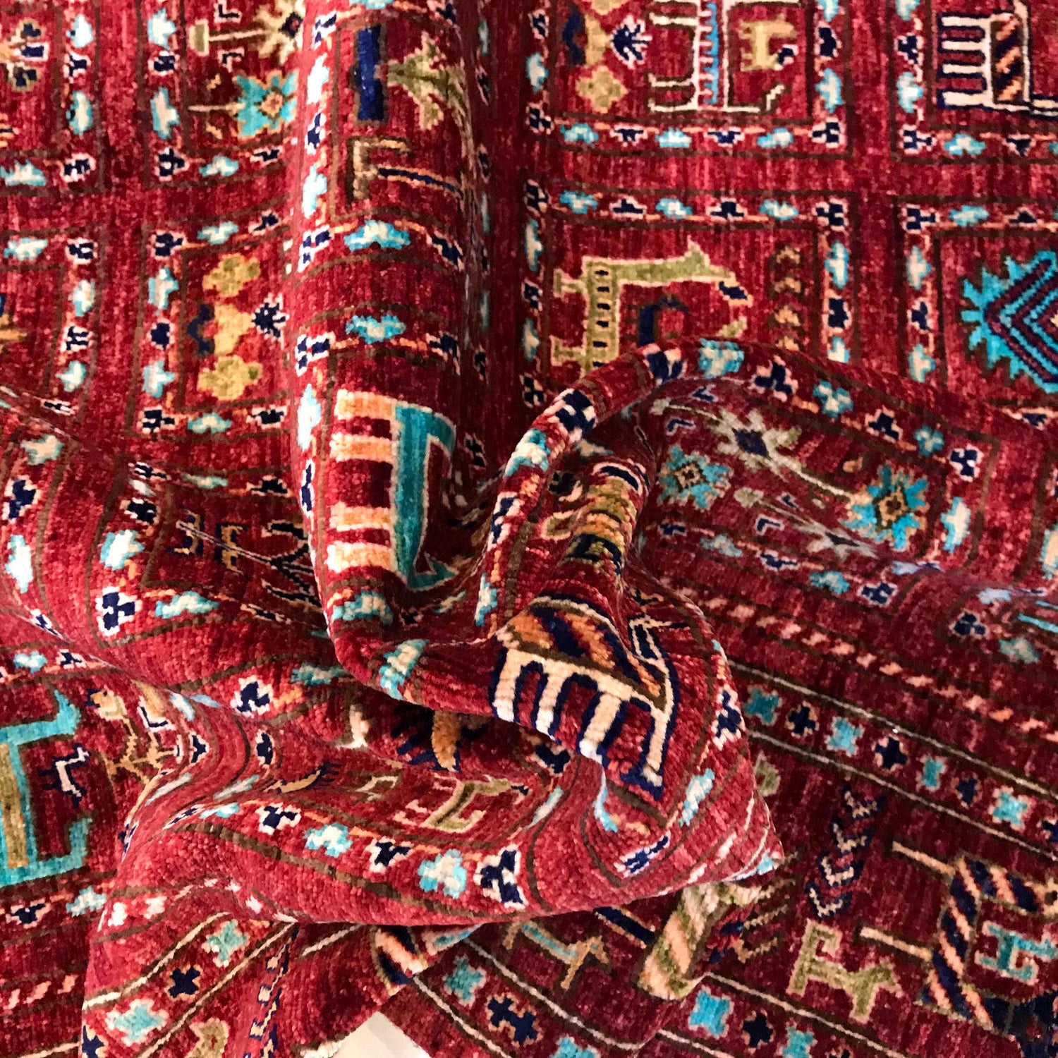 Shikargah Area Rug Handmade Burgundy Red Animal/Birds 5x8 ft
