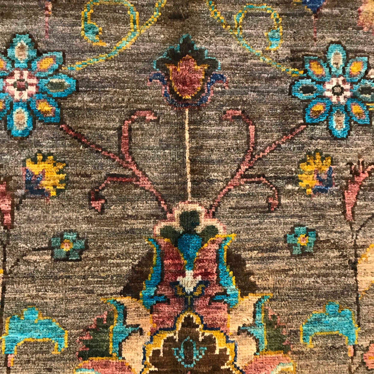 Sultani Area Rug Handmade Gray Floral 7x10 ft