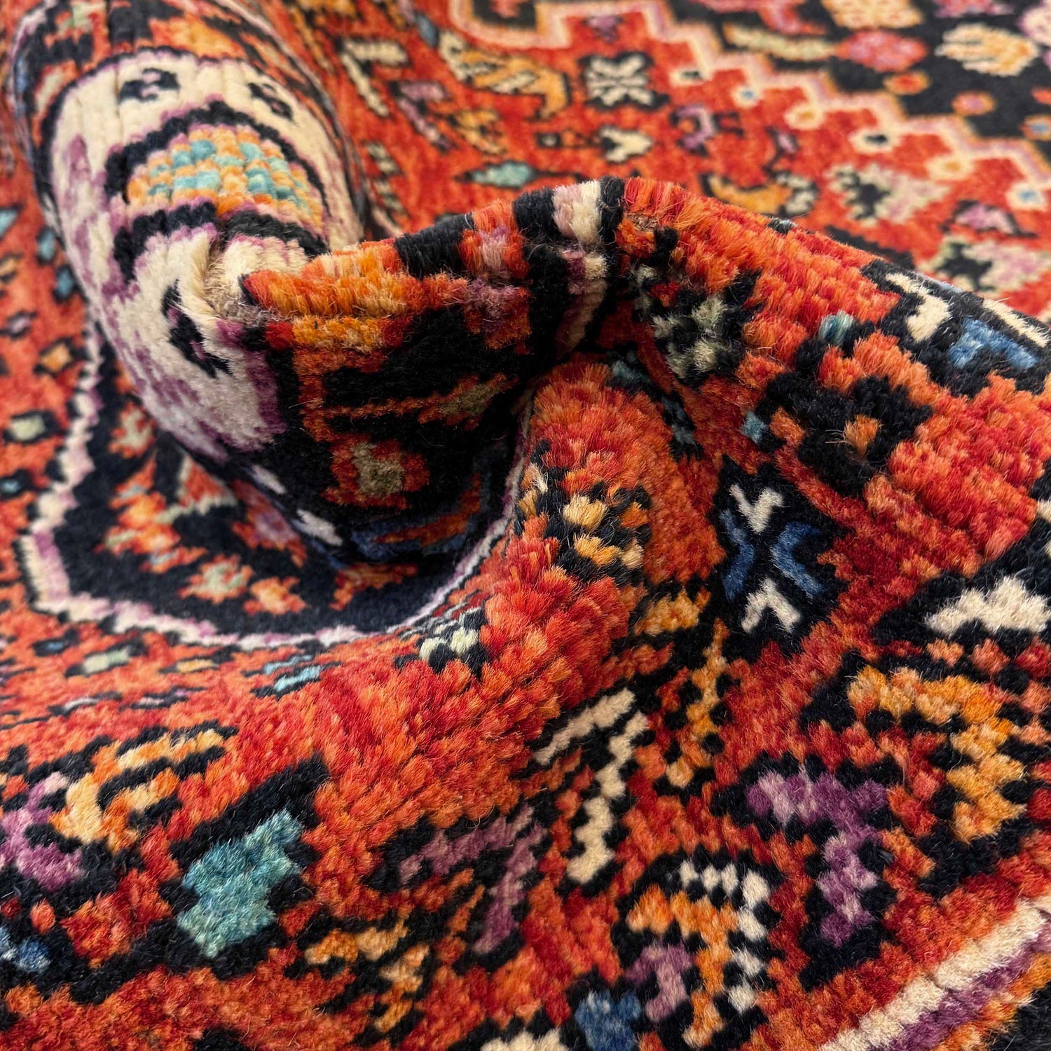 Shirazi Area Rug Handmade Red Medallion 3x5 ft