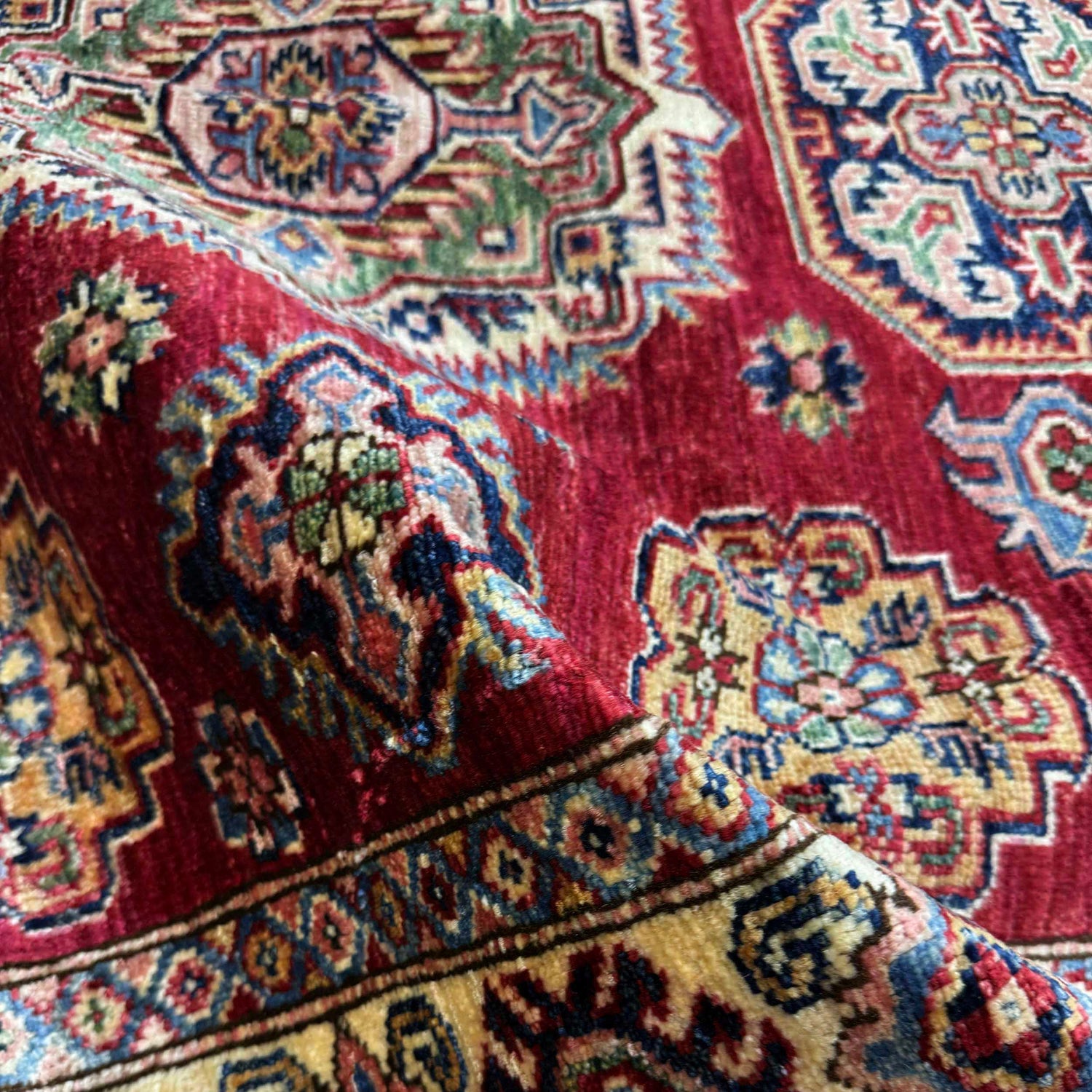 Kazak Rug Handmade Red Medallion 4x6 ft