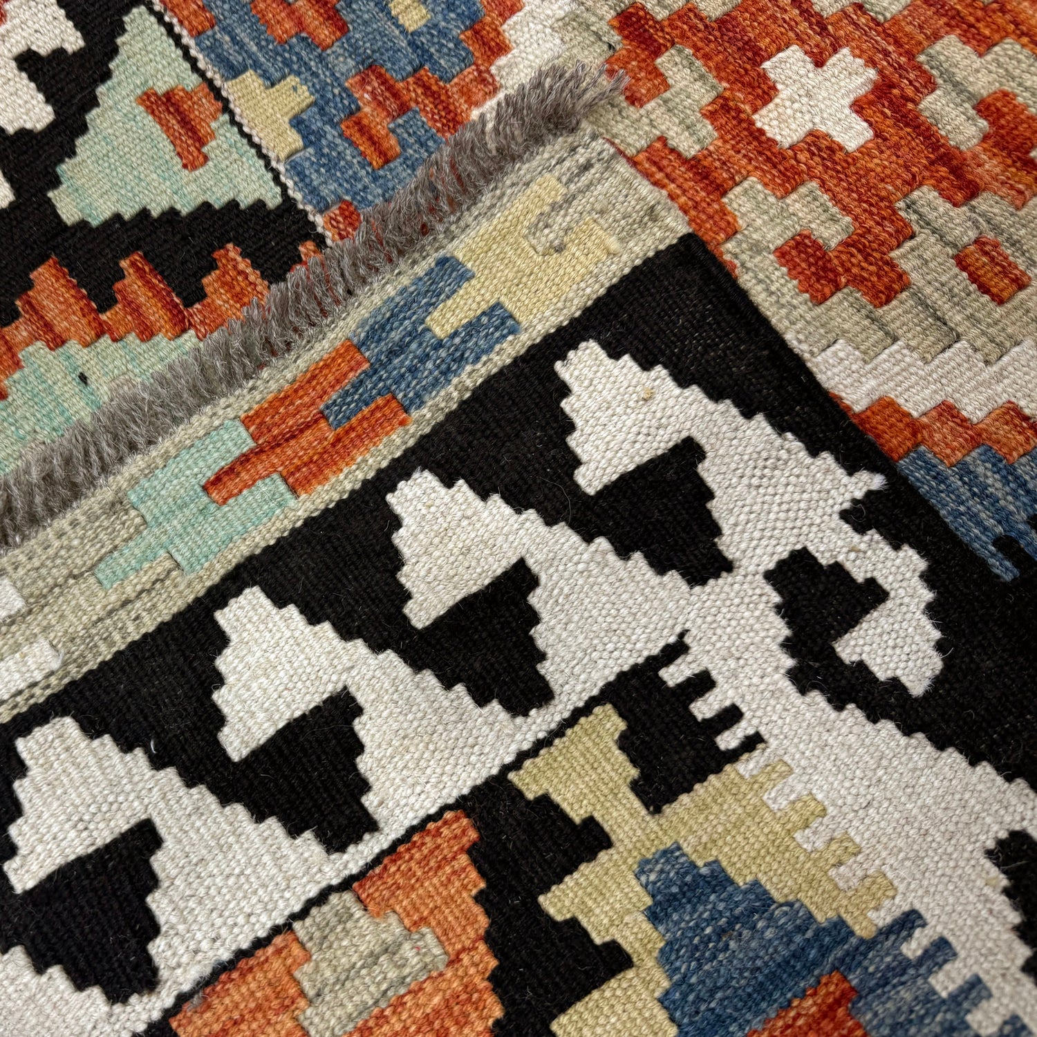 Handmade Turkish Design Wool Kilim – 139 x 210 cm | SKU: G39788