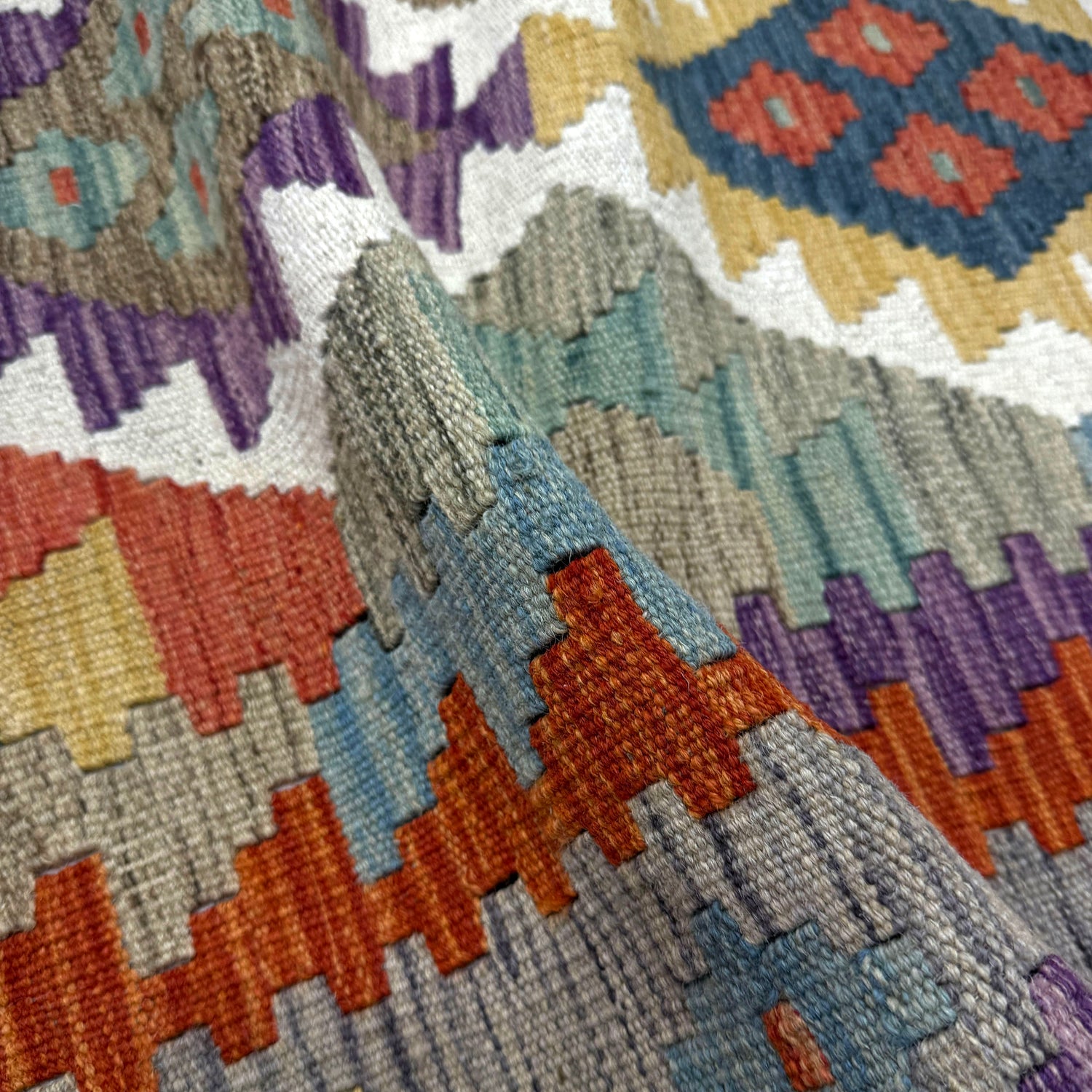 Colorful Flat-Weave Wool Kilim – 152 x 212 cm | SKU: G39797