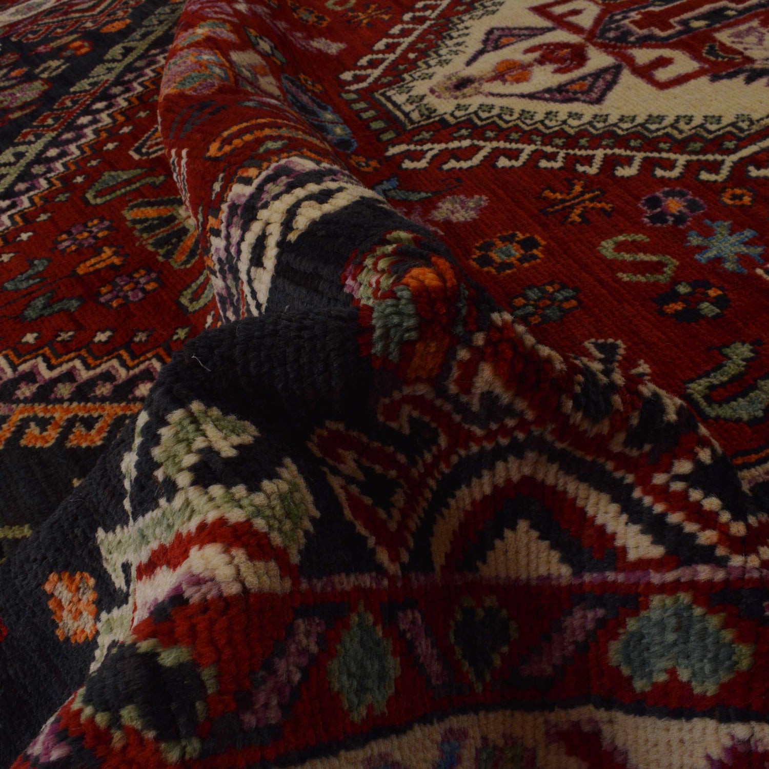 Shirazi Area Rug Handmade Red Medallion 7x10 ft