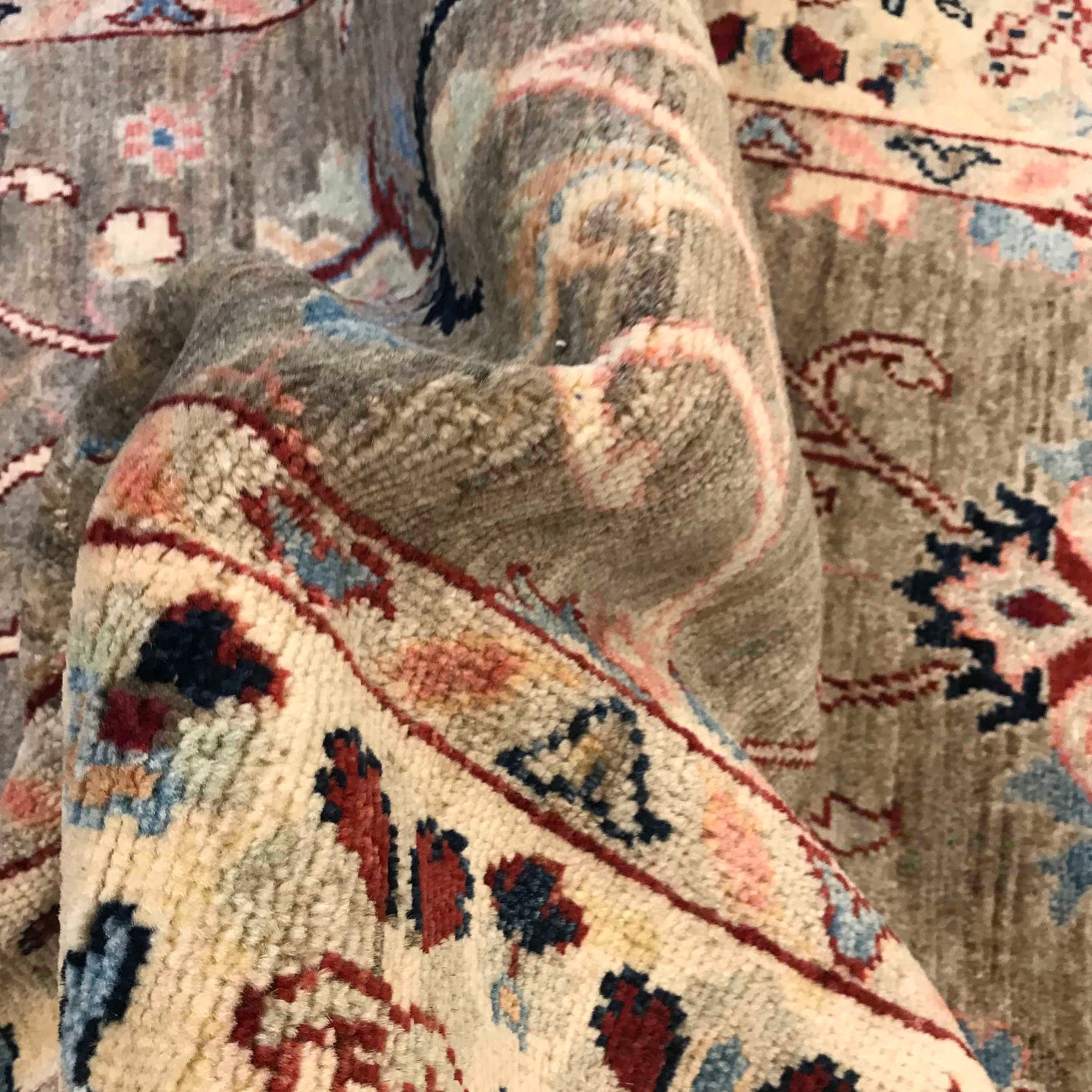 Sultani Runner Handmade Gray Floral 8' Runner
