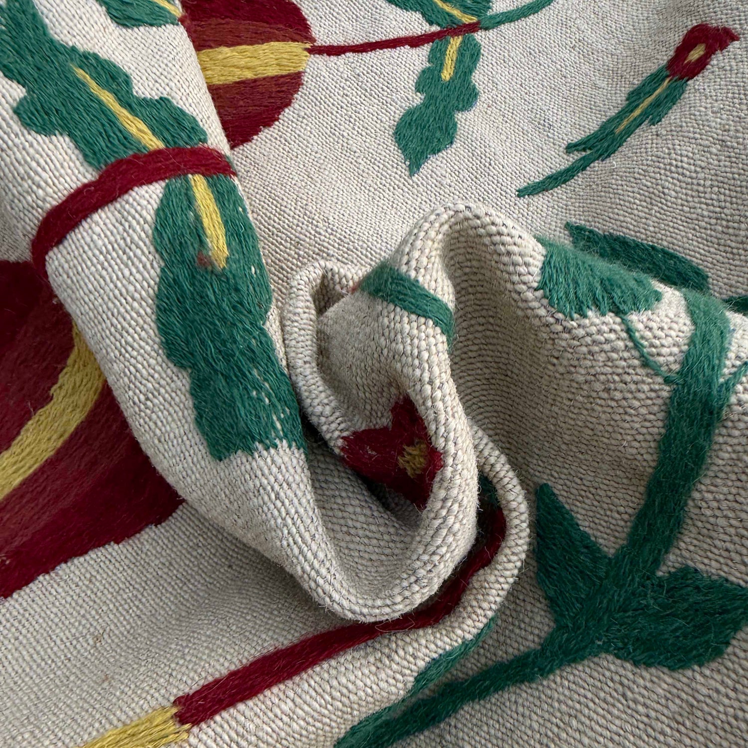 Embroidery Kilim Area Rug Handmade Beige Animal 5x8 ft
