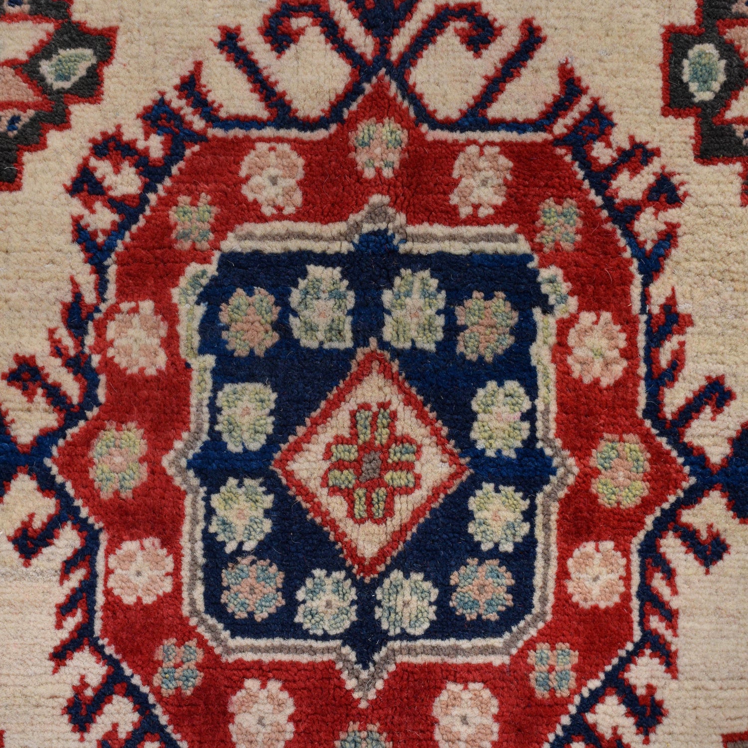 Kazak Rug Handmade Ivory Medallion 4x7 ft
