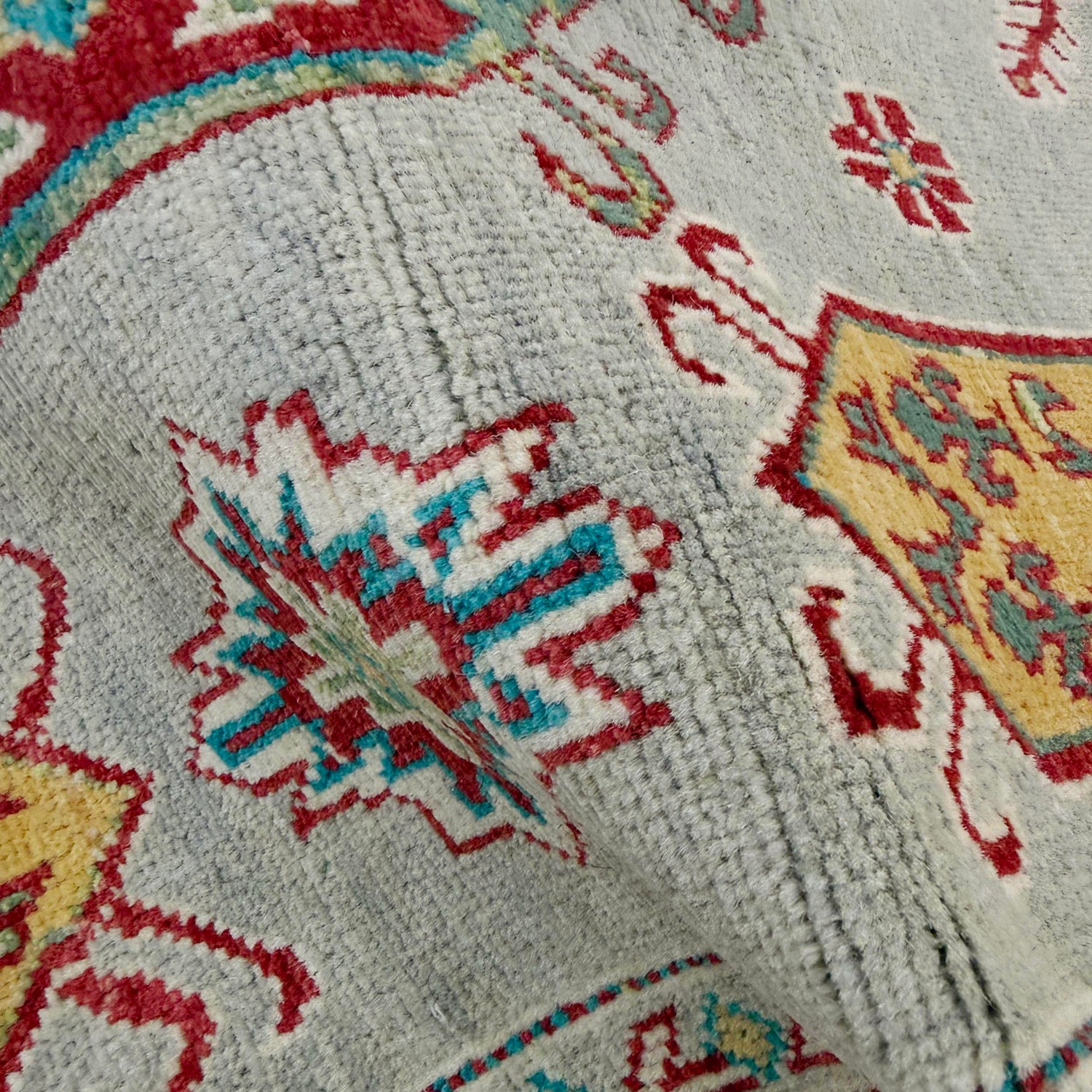Kazak Rug Handmade Gray Medallion 4x6 ft
