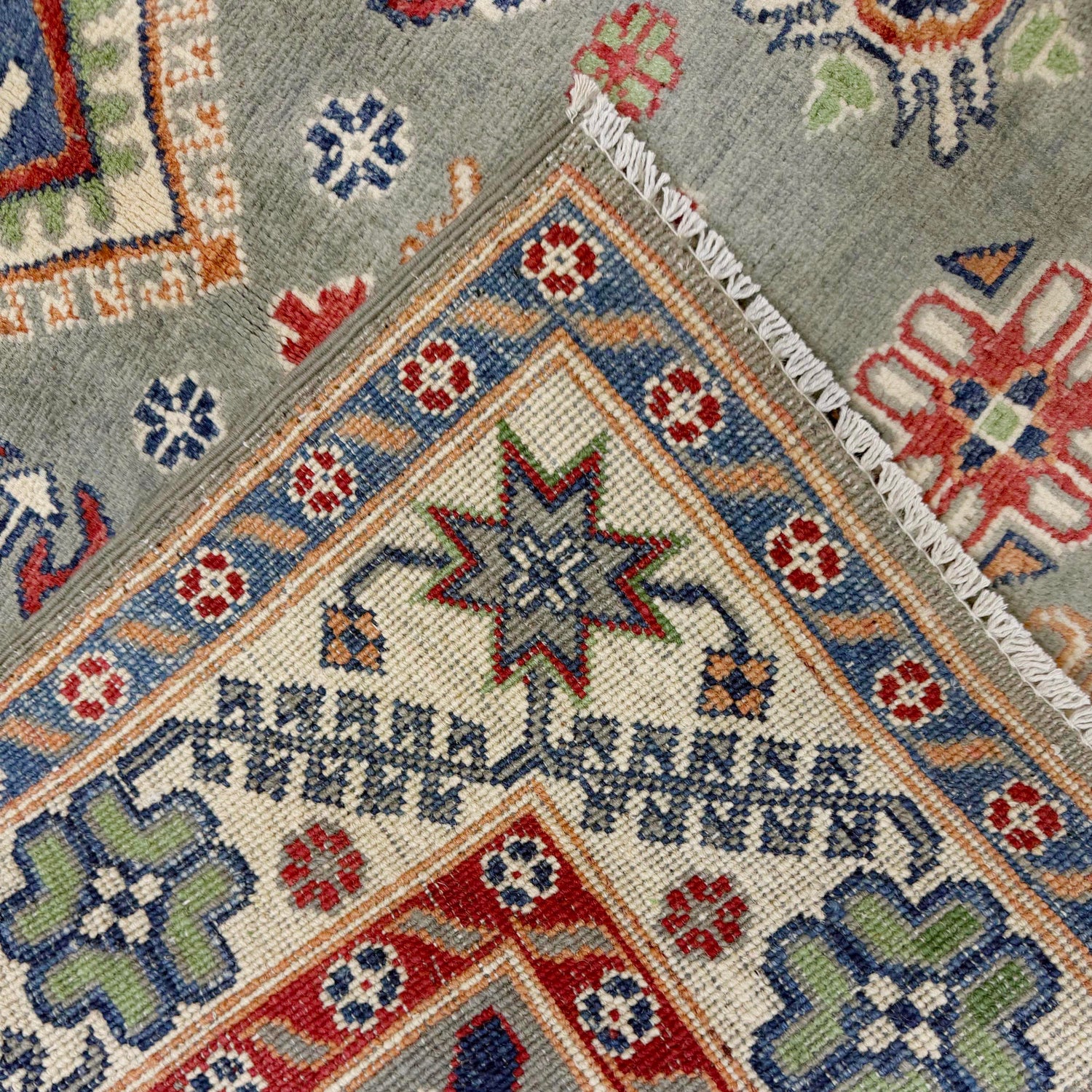 Kazak Rug Handmade Gray Medallion 4x6 ft