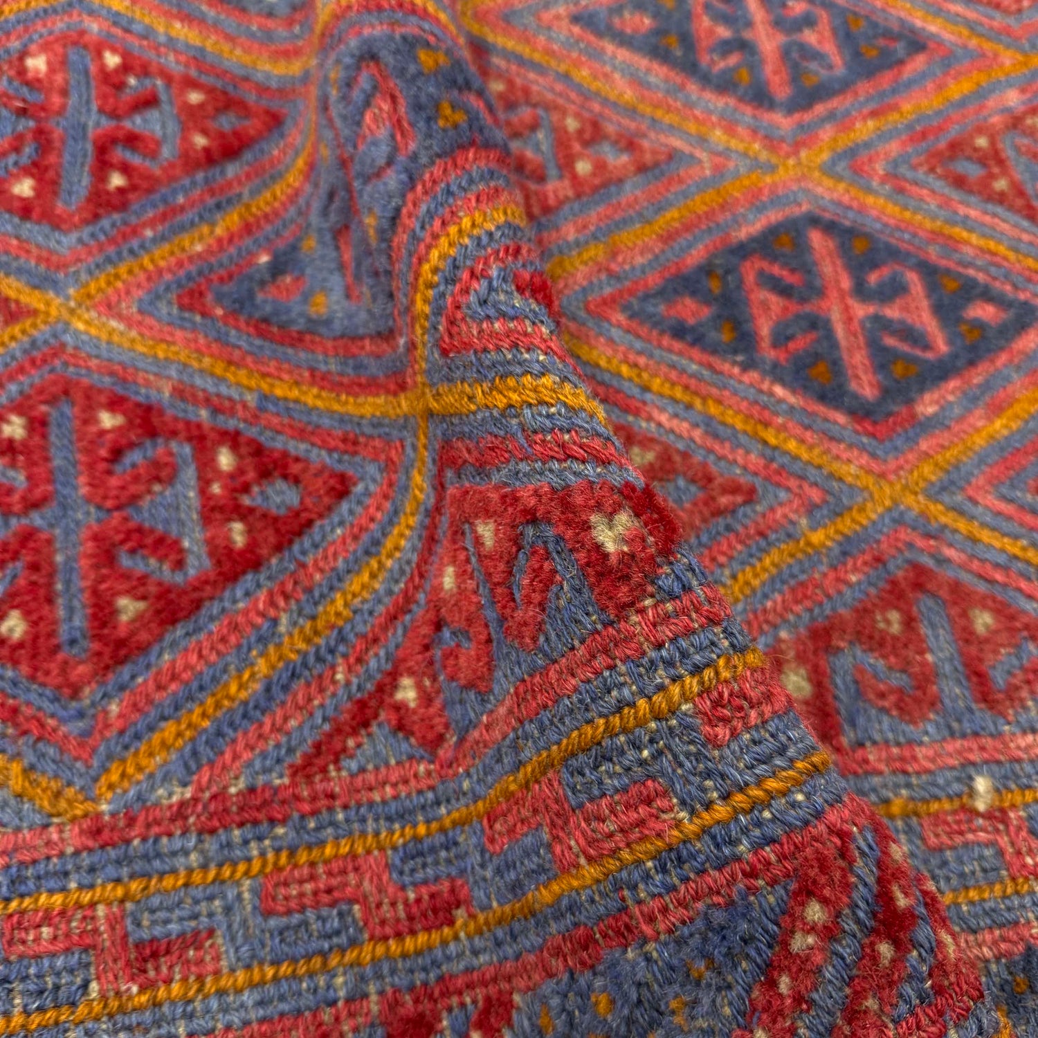 Hand Knotted Mashwani Area Rug – 4' 9" x 5' 11" ft (145 x 180 cm) | SKU: R39745