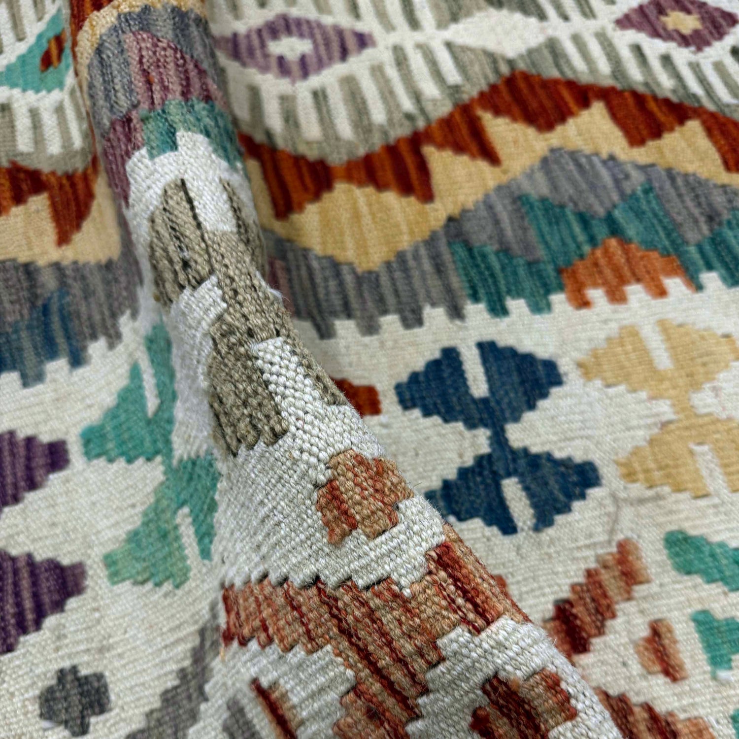 Handmade Turkish Design Wool Kilim – 6' 8" x 9' 7" ft (204 x 293 cm) | SKU: R39766