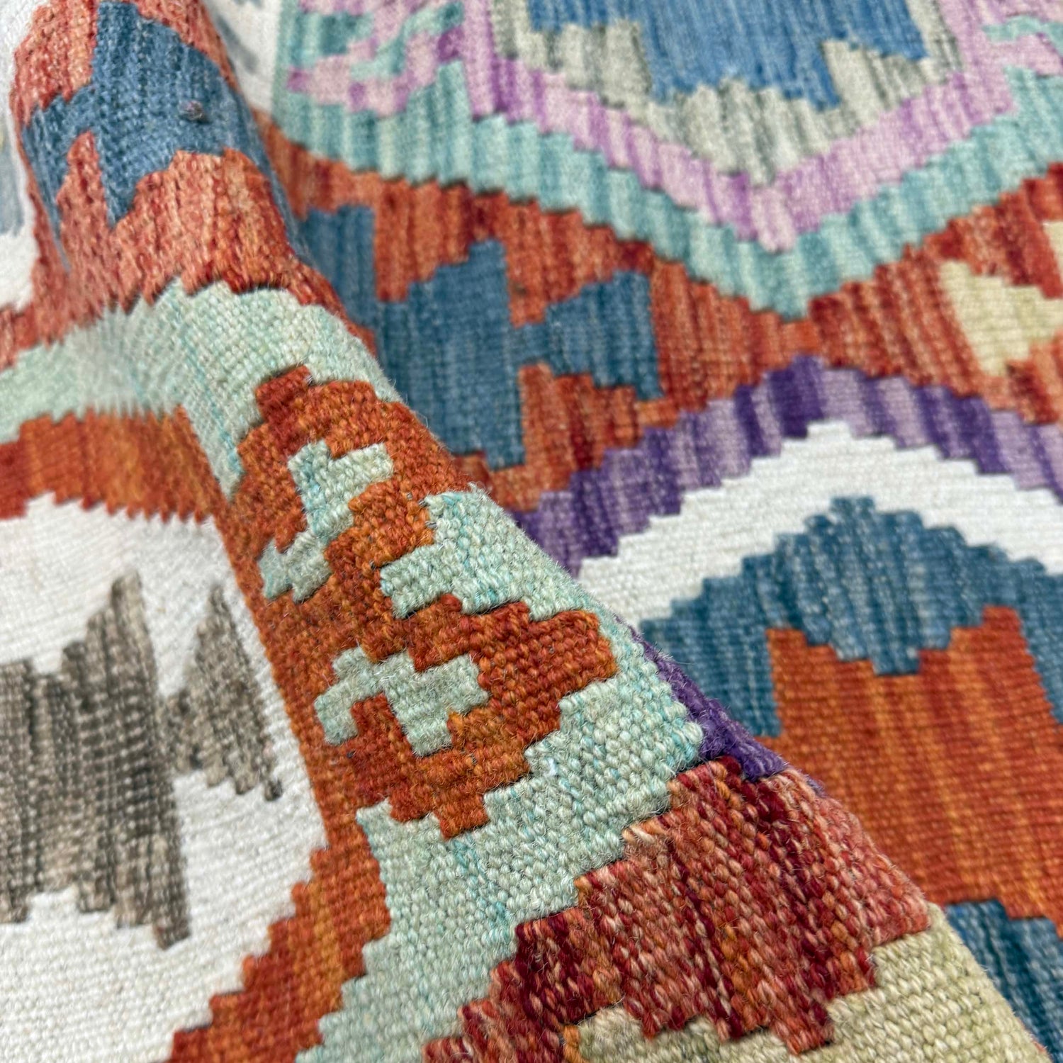 Handmade Vegetable Kilim – 6' 9" x 9' 8" ft (206 x 294 cm) | SKU: R39771