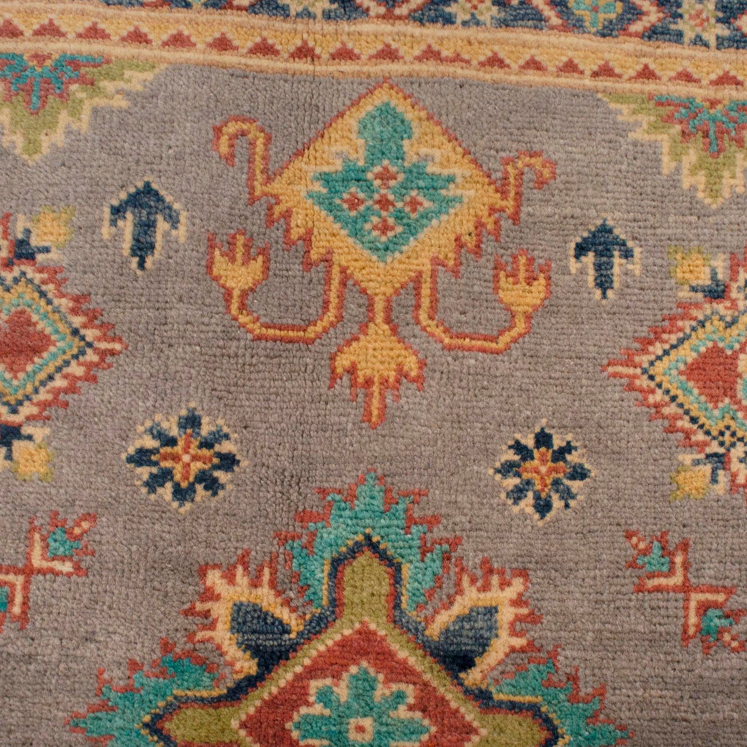 Kazak Rug Handmade Gray Medallion 4x6 ft