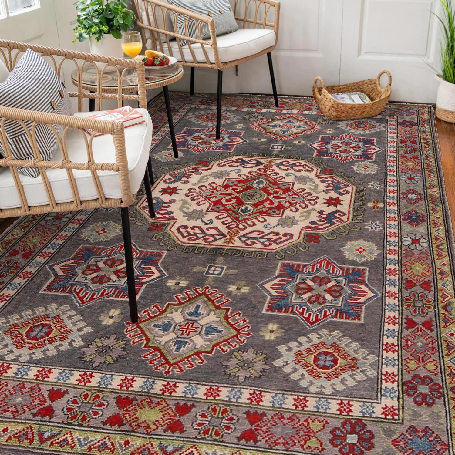 Kazak Rug Handmade Gray Medallion 4x6 ft