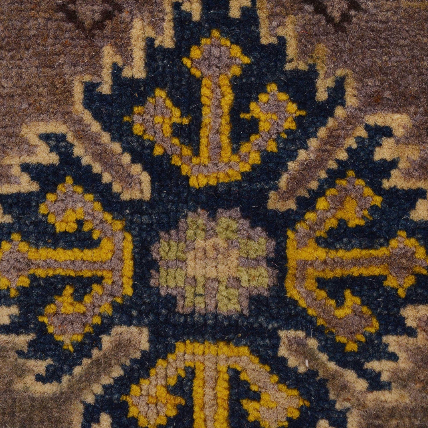 Kazak Rug Handmade Gray Medallion 4x6 ft