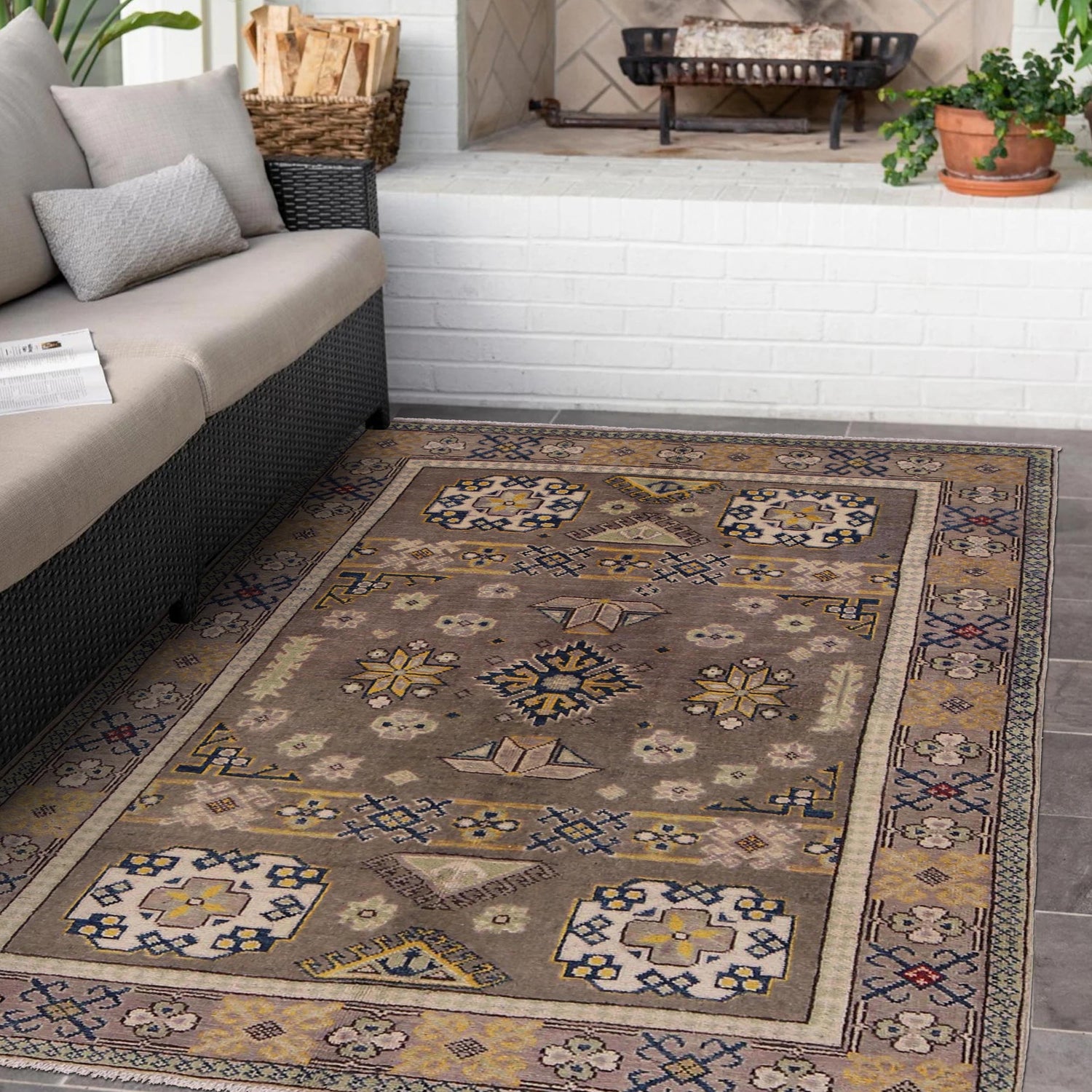 Kazak Rug Handmade Gray Medallion 4x6 ft