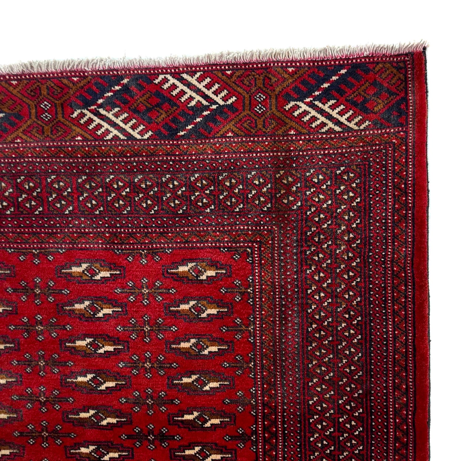 Bokhara Rug Handmade Deep Red Medallion 6x9 ft