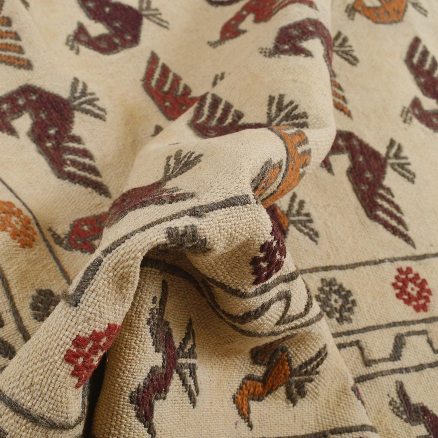 Soumak Kilim Area Rug Handmade White Pictorial 4x6 ft