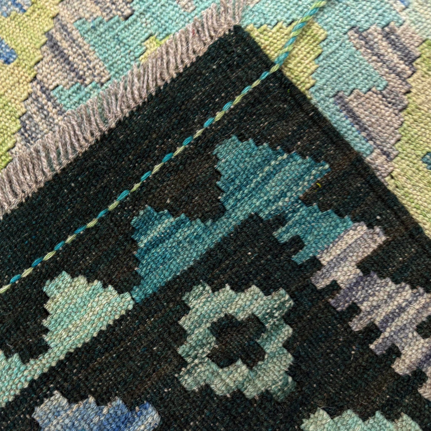 Small Size Chobi Kilim – 3' 5" x 4' 10" ft (105 x 147 cm) | SKU: Y39675