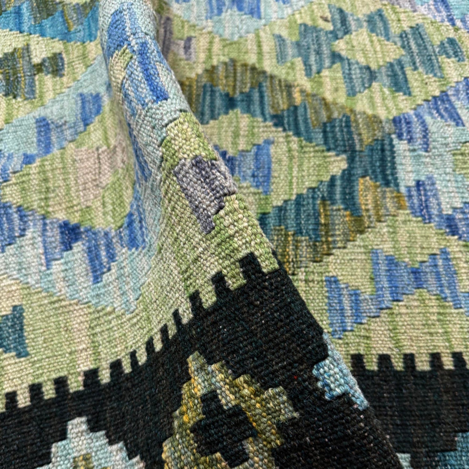 Small Size Chobi Kilim – 3' 5" x 4' 10" ft (105 x 147 cm) | SKU: Y39675